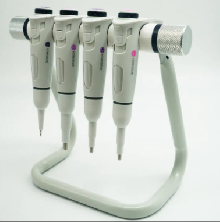 Il singolo Manica E di uso leggero del laboratorio pipetta le pipette elettroniche portatili 0.5ul-20ul
